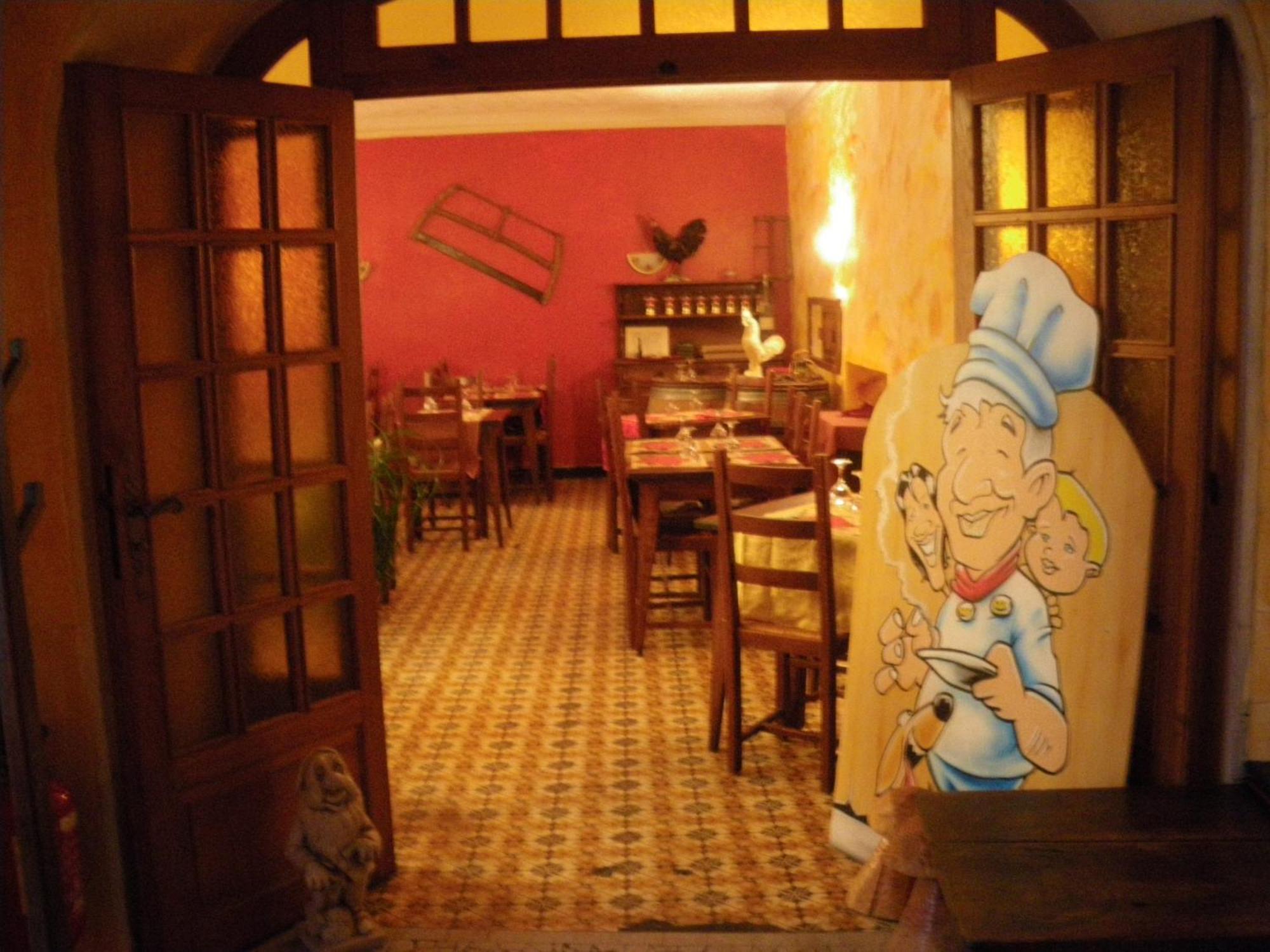 Hotel Restaurant Du Lion D'Or Château-Chinon Εξωτερικό φωτογραφία